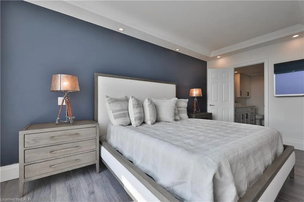 415 Locust Street, #1103
