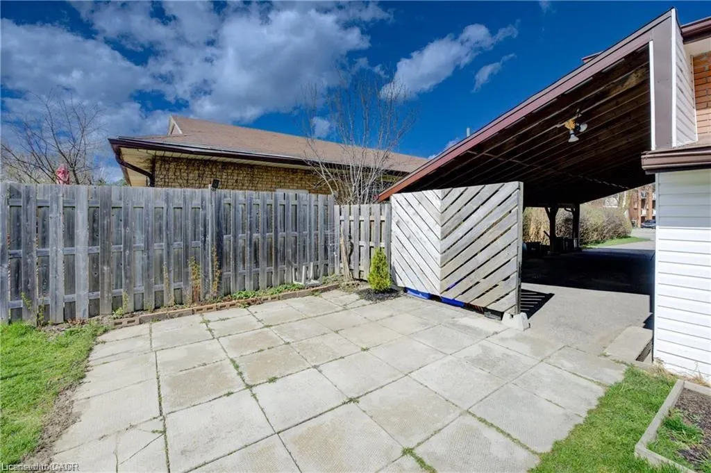 31 Weichel Street, #Lower