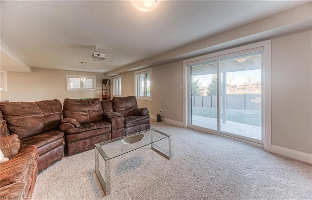 904 Thomas Pedder Court