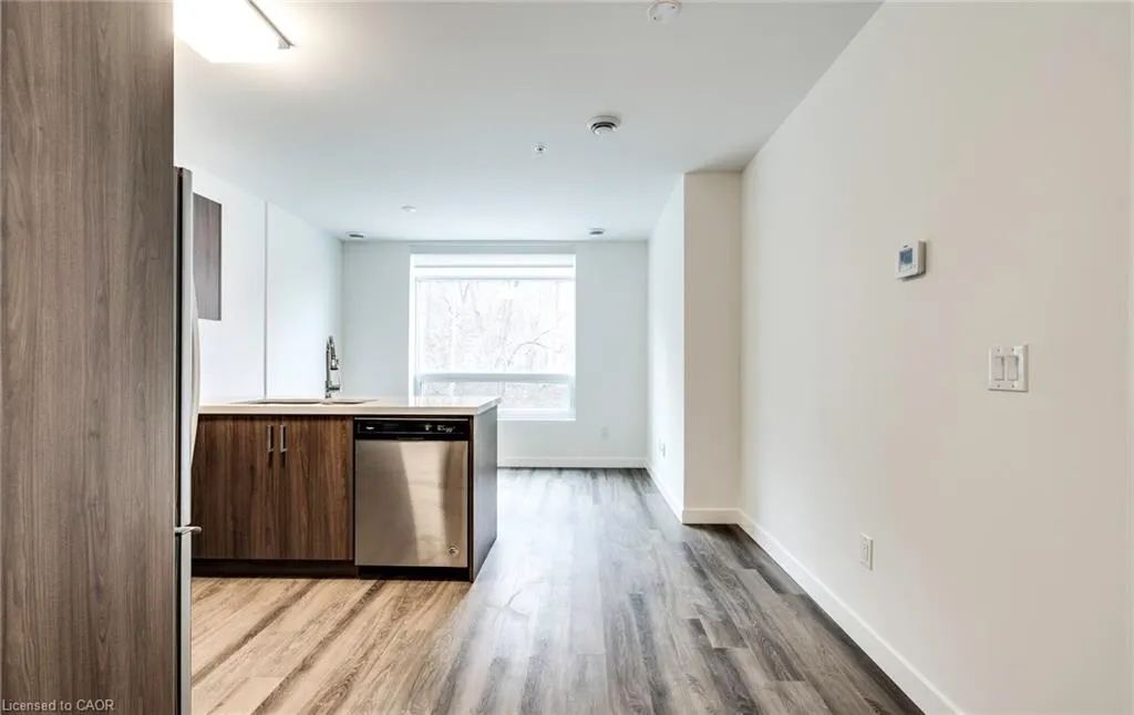 479 Charlton Avenue E, #102