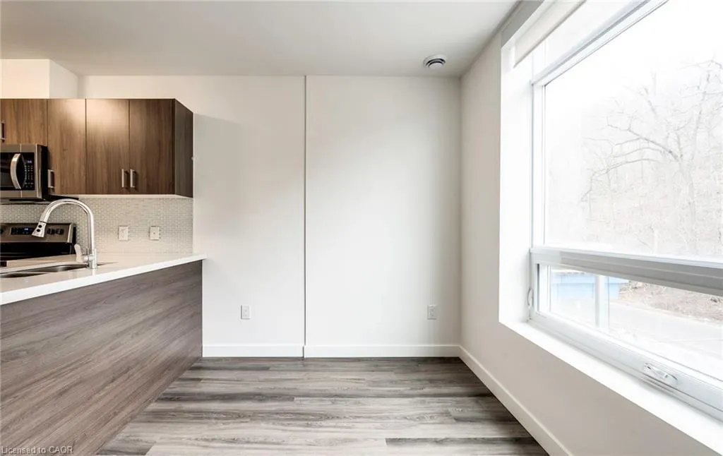 479 Charlton Avenue E, #102