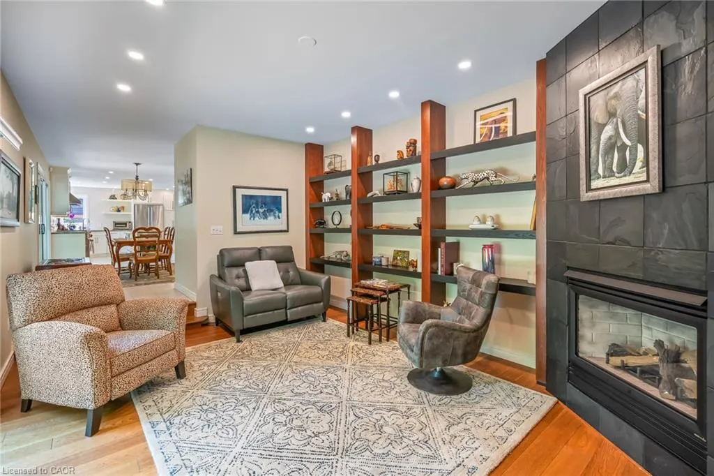 13 Oak Drive