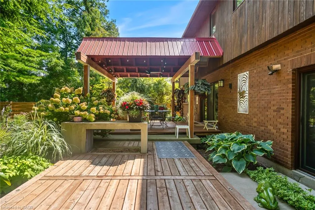 13 Oak Drive