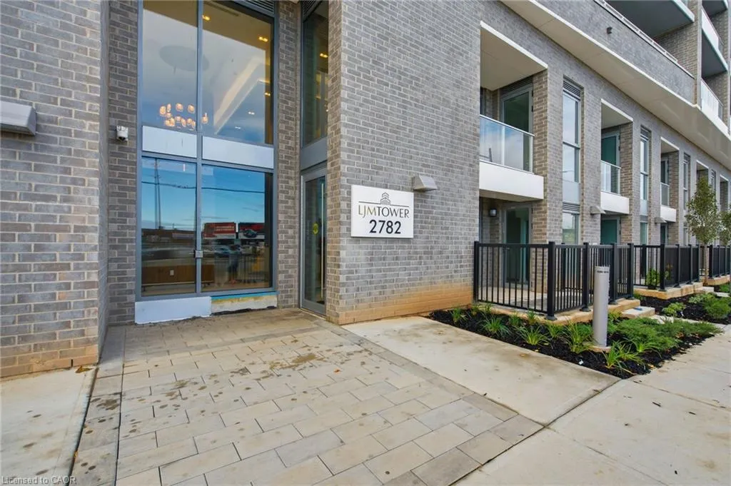 2782 Barton Street E, #507