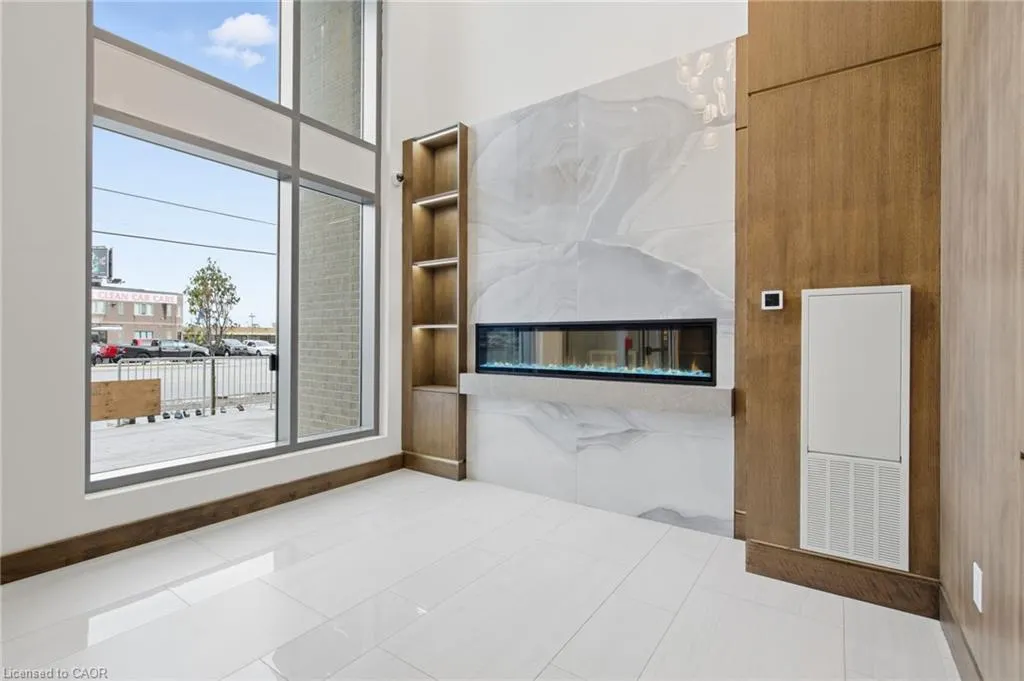2782 Barton Street E, #507