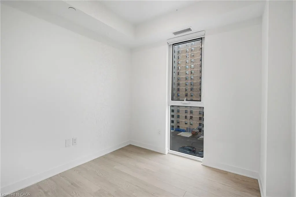 2782 Barton Street E, #507