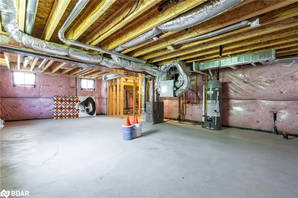 16 Bethune Avenue