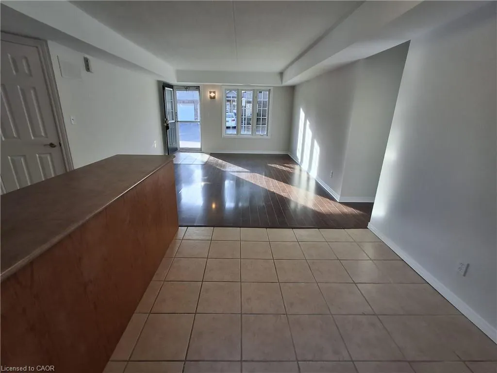 996 Rymal Road E, #15