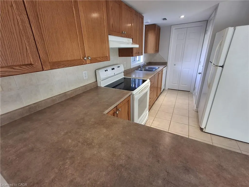 996 Rymal Road E, #15