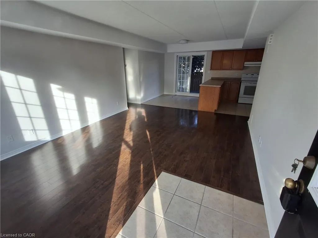 996 Rymal Road E, #15