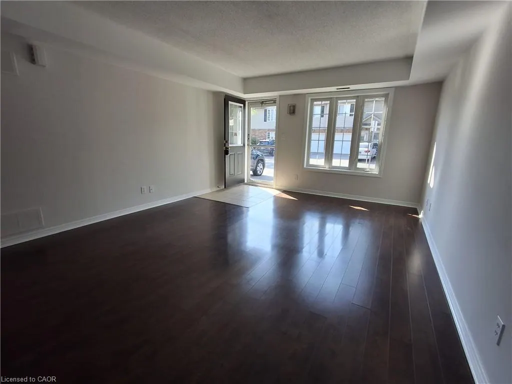 996 Rymal Road E, #15