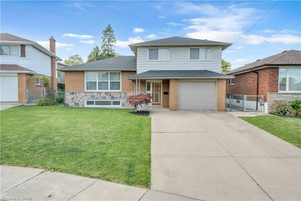 132 Greeningdon Drive