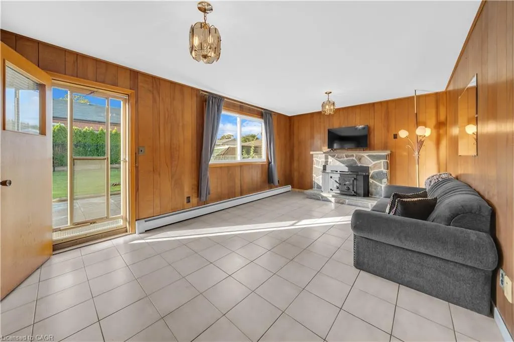 132 Greeningdon Drive