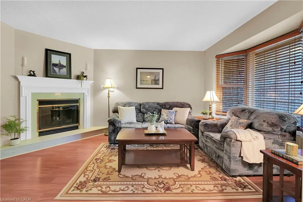 15 Hedgelawn Drive