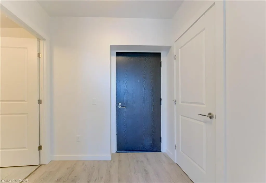 181 King Street South S, #1612