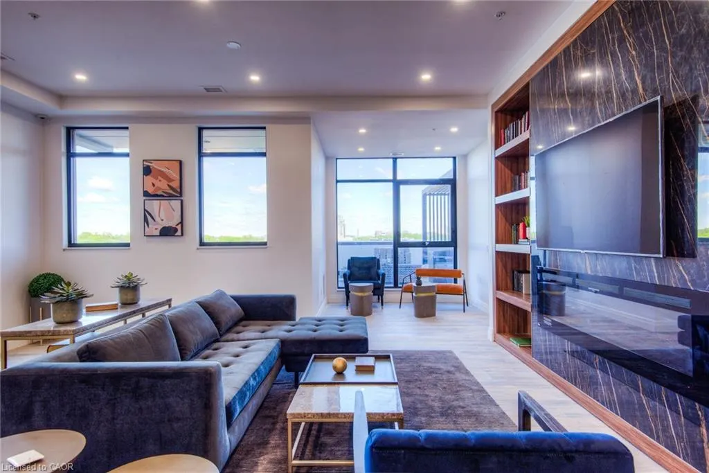 181 King Street South S, #1612