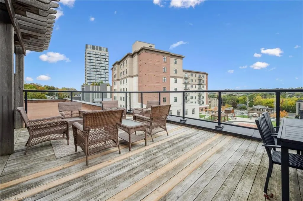 24 Cedar Street, #303
