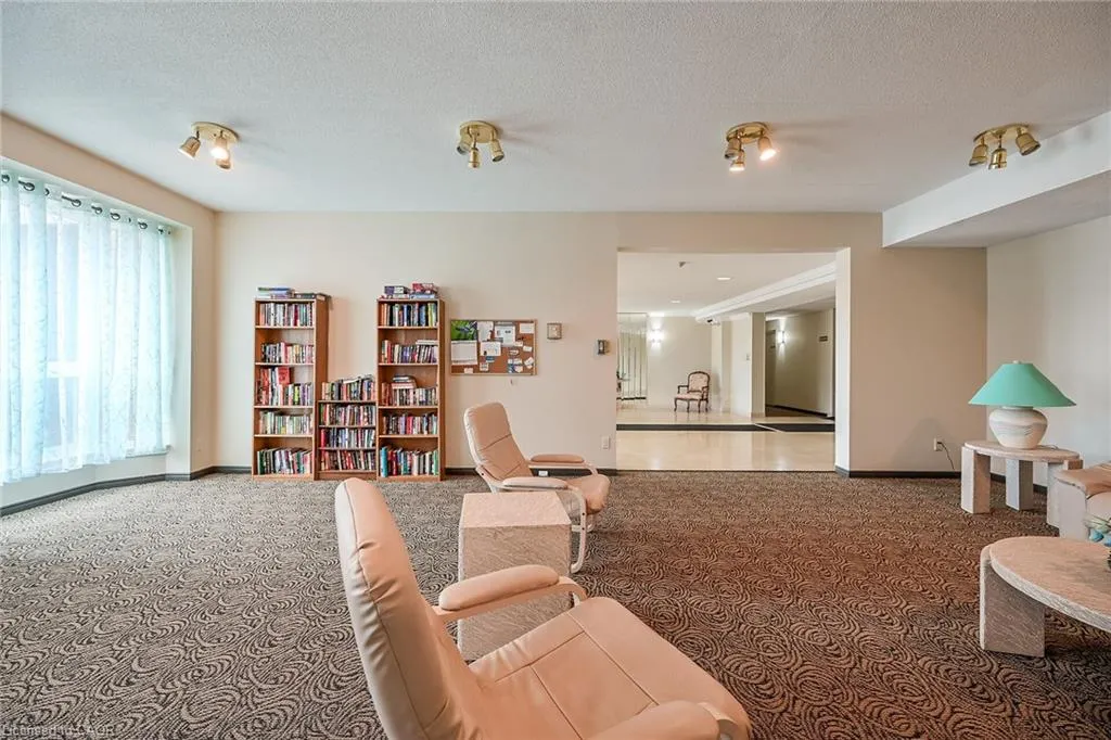 416 Limeridge Road E, #309