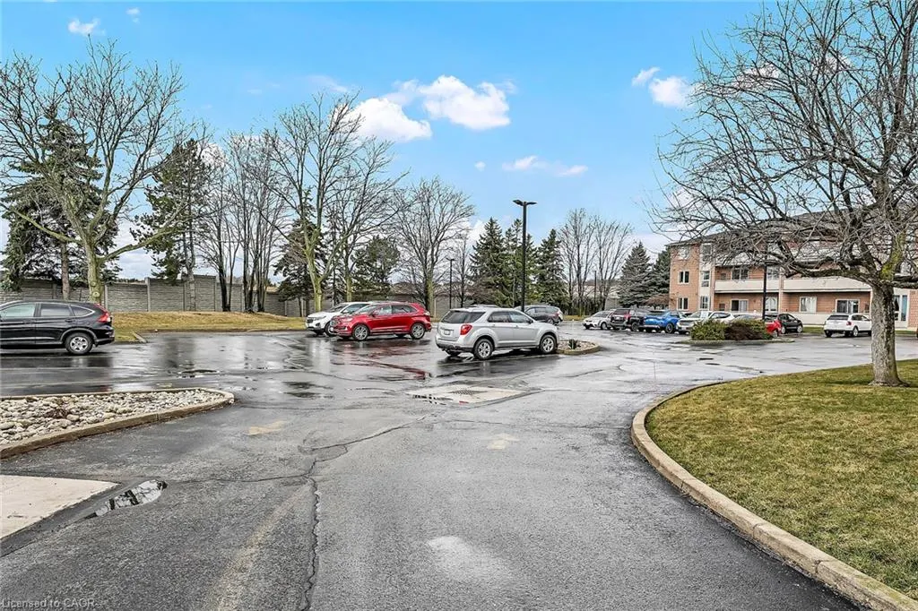 416 Limeridge Road E, #309