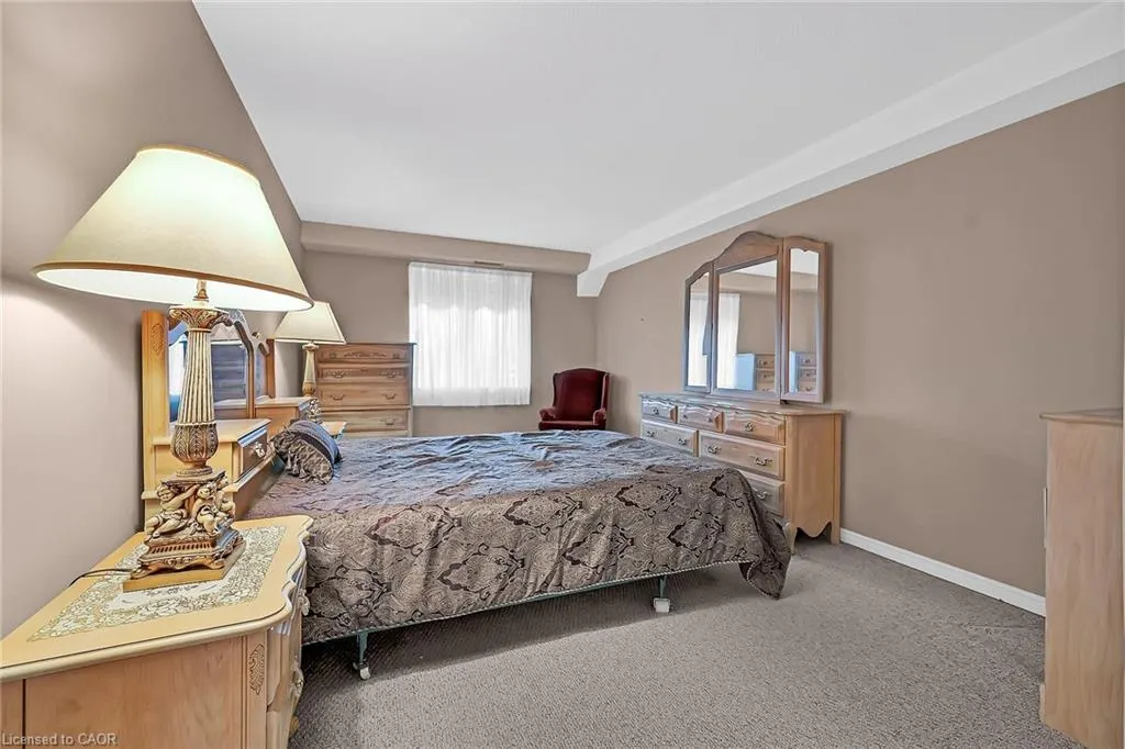 416 Limeridge Road E, #309
