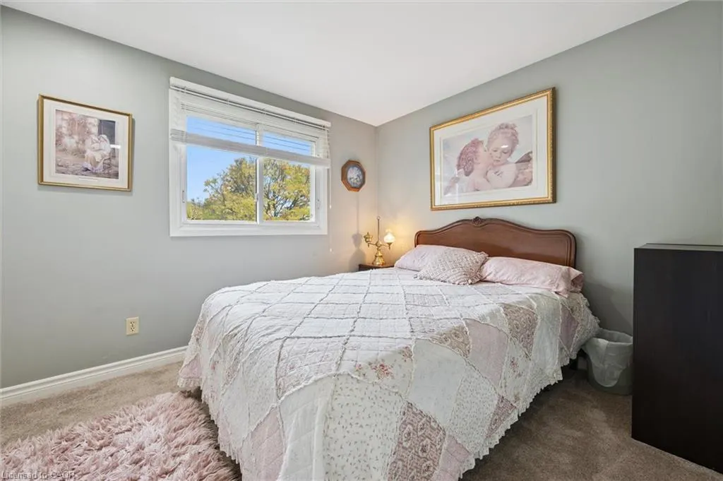 61 Sandsprings Crescent