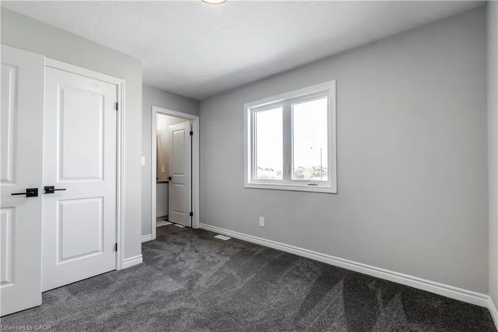 119 Langridge Way