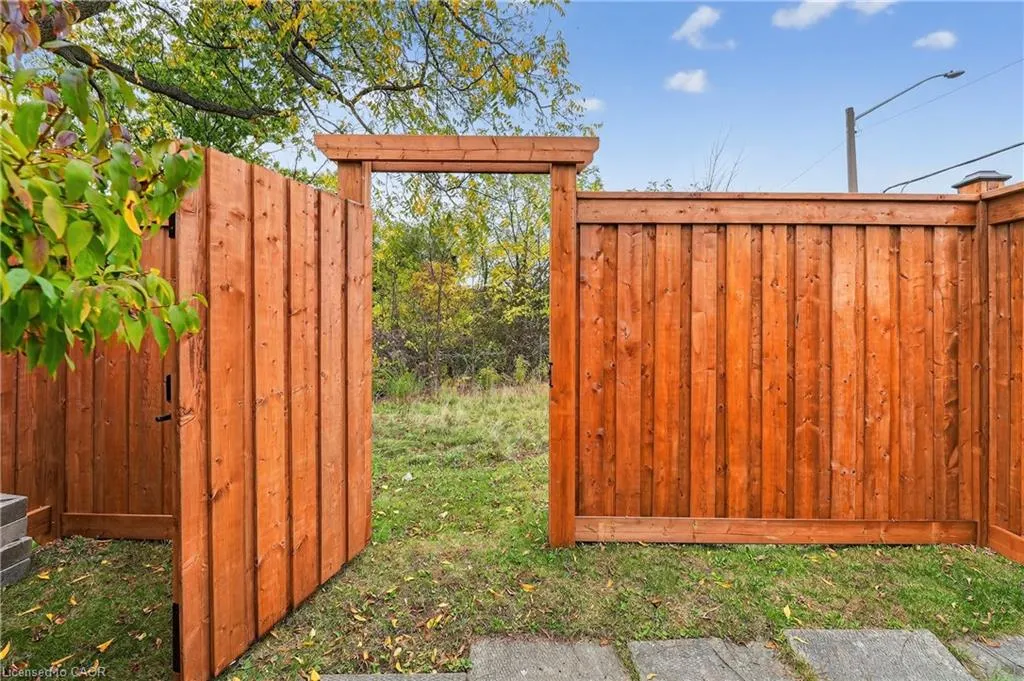 34 Bow Valley Drive, #1