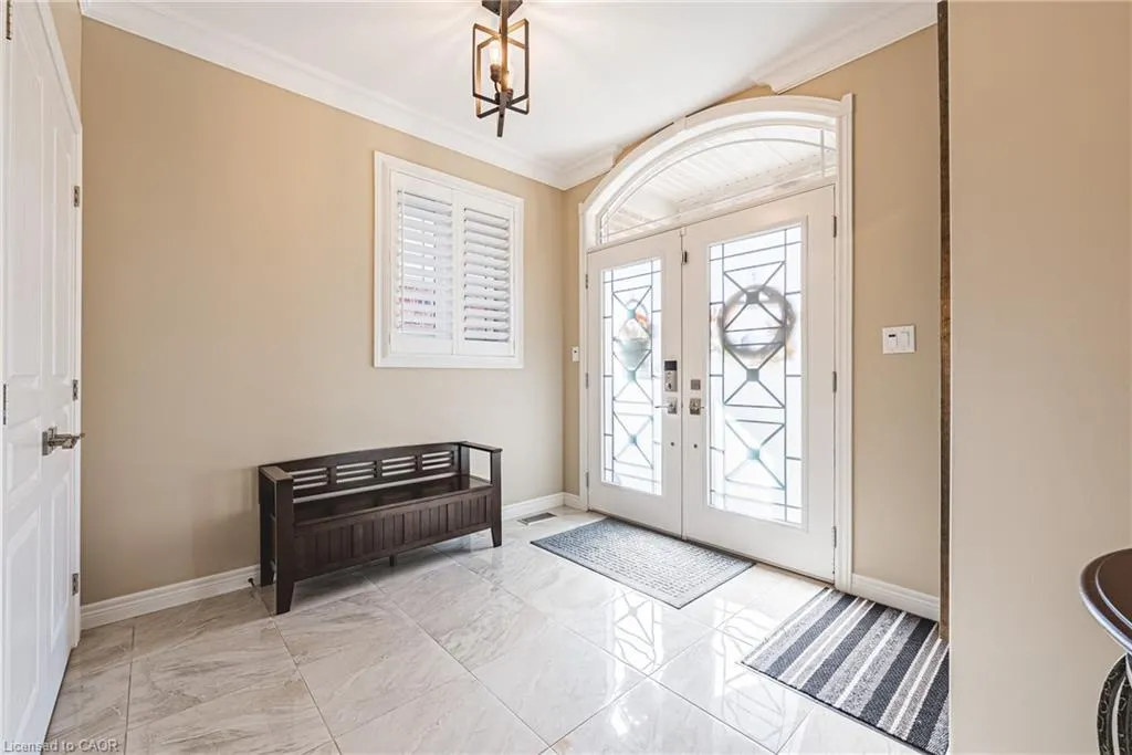68 Kinsman Drive