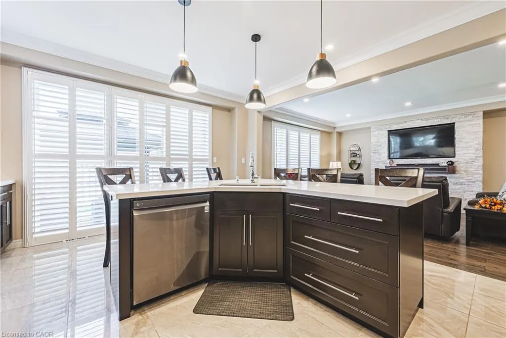 68 Kinsman Drive