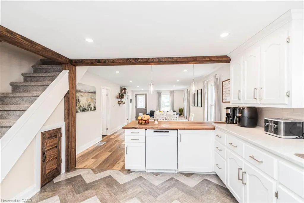 5099 Canborough Road