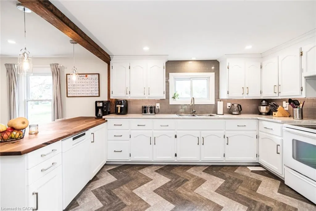 5099 Canborough Road