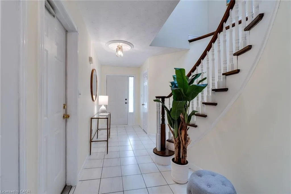 1205 Lamb's Court, #7