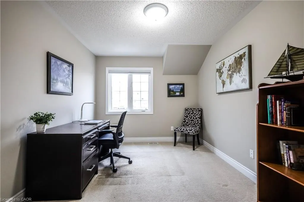 686 Wendy Culbert Crescent