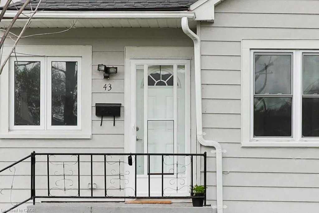 43 Grandview Drive