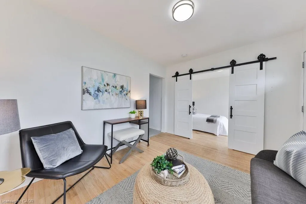 43 Grandview Drive