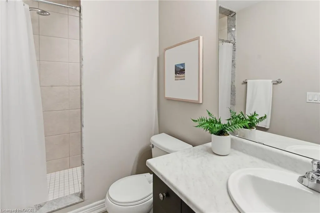 5056 New Street, #1