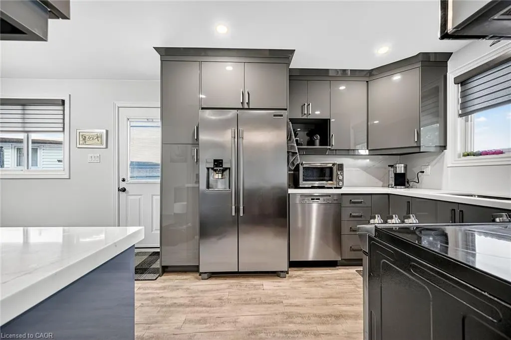52 Gardiner Drive