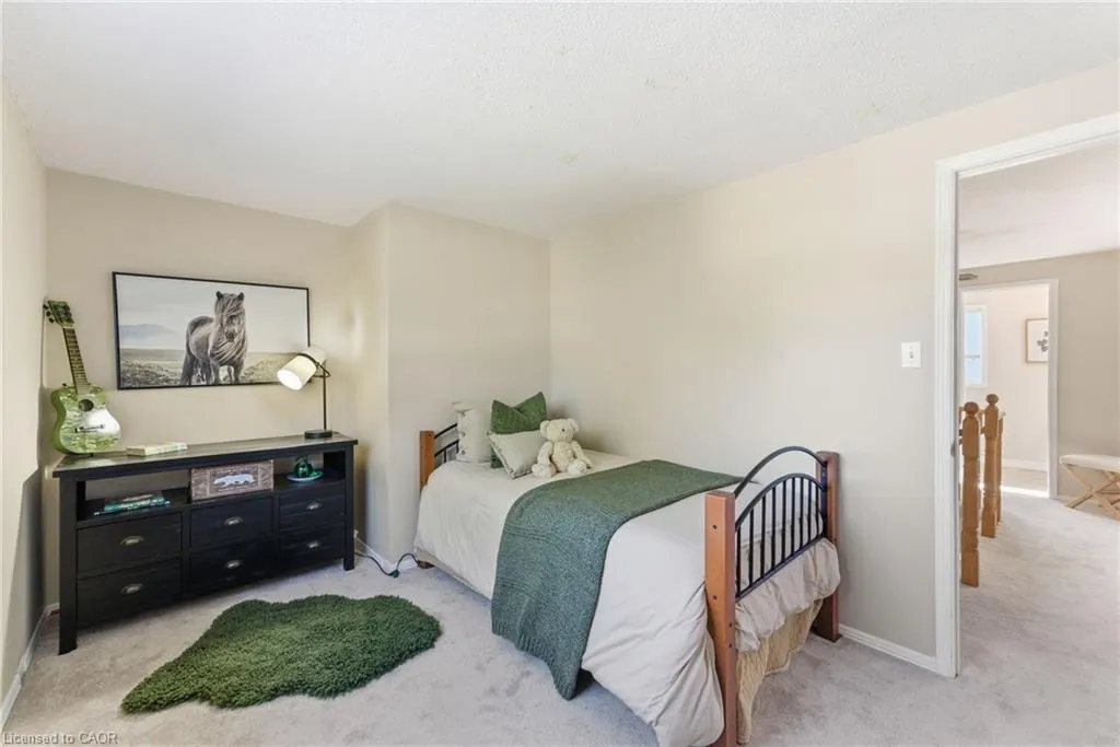 2163 Winding Way