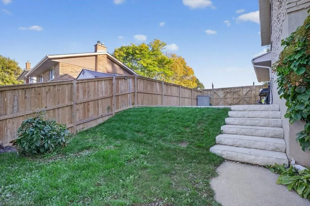 34 Dunsmere Court