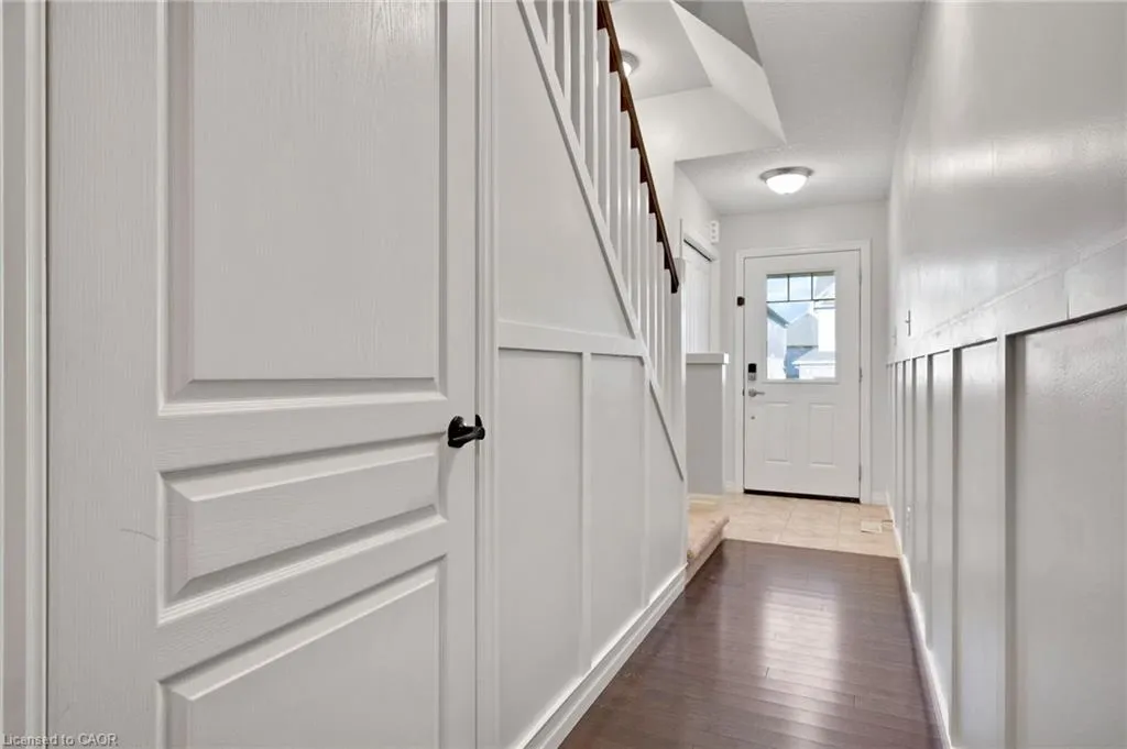 403 Moorlands Crescent
