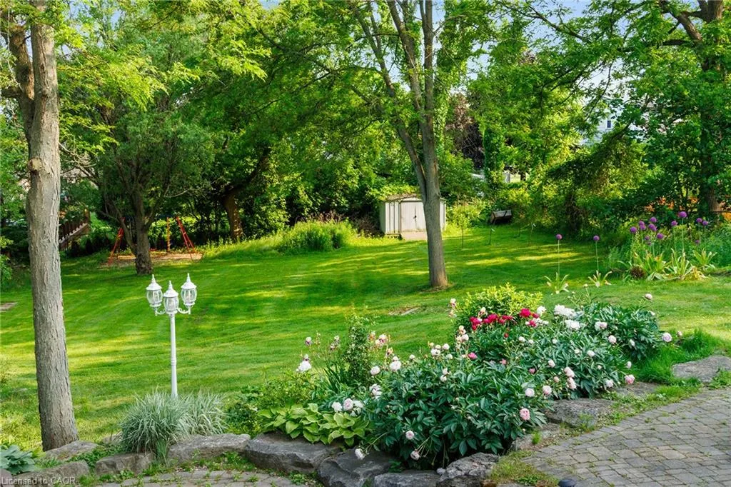 376 Old Guelph Road