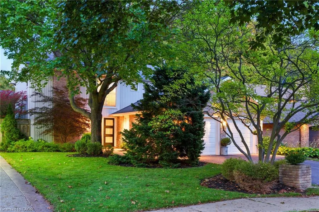 2387 Cavendish Drive