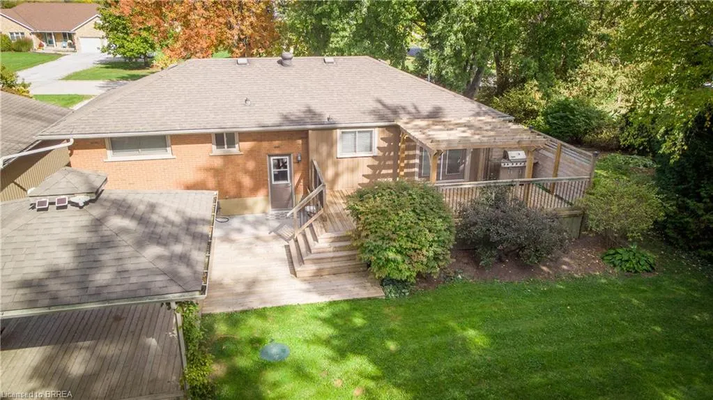 8 Burton Ave Avenue