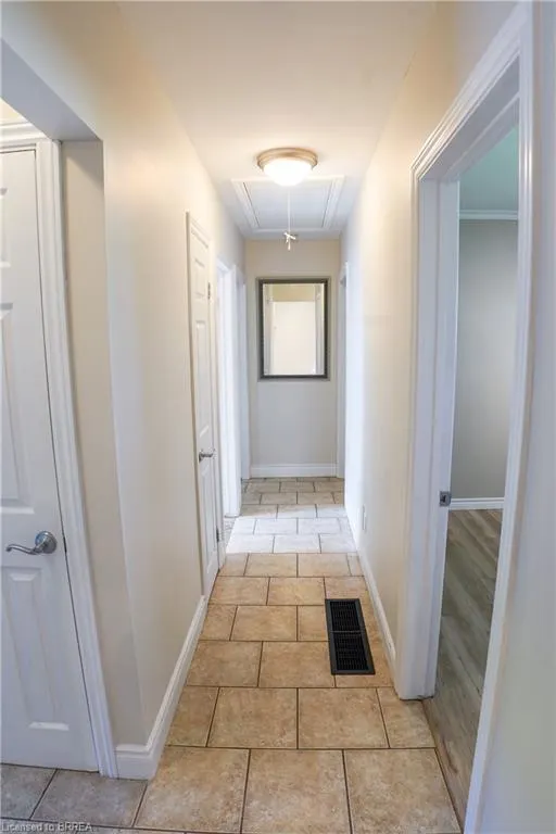 8 Burton Ave Avenue