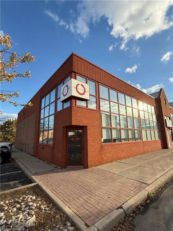 5100 South Service Road, #22