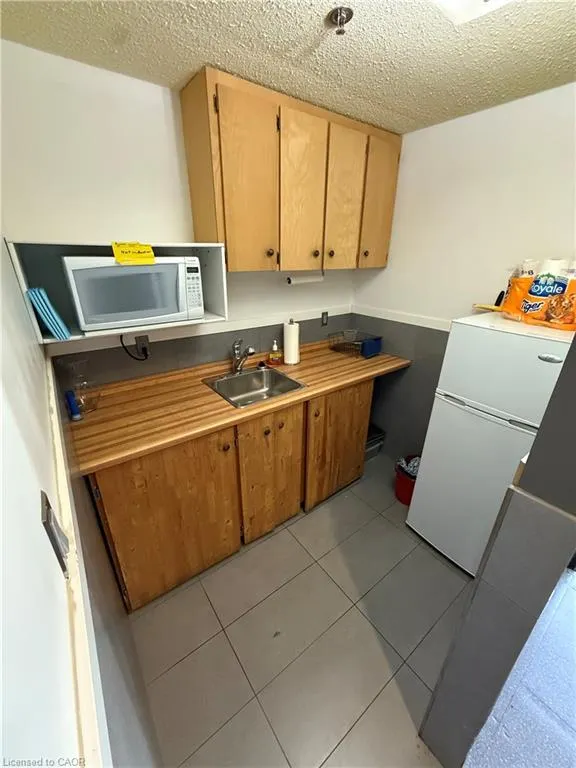 5100 South Service Road, #22