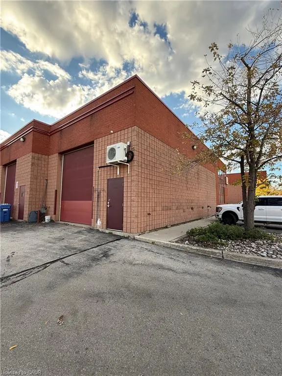 5100 South Service Road, #22