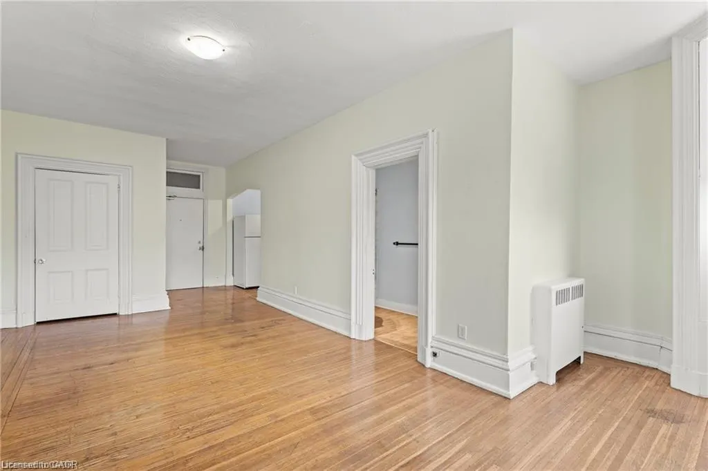 17 Webber Avenue, #6