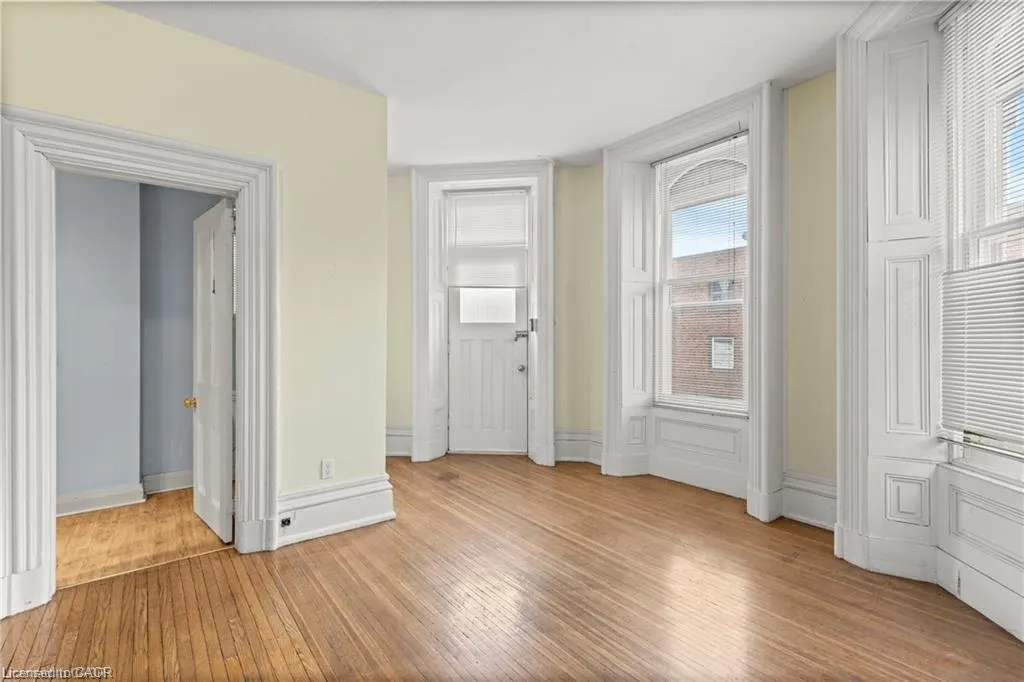 17 Webber Avenue, #6