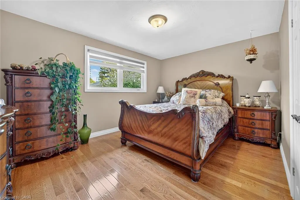 477 Lynden Road